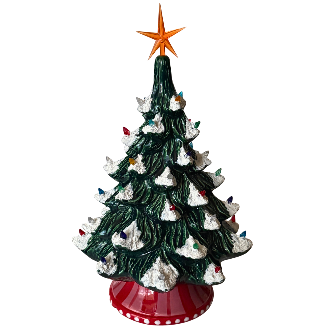 🎄 Lg Light Up Traditional Christmas Tree