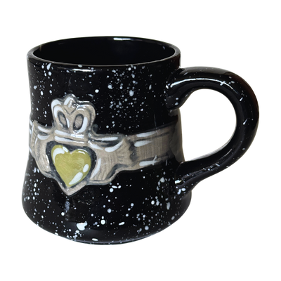 ⚜️ Claddagh Mug