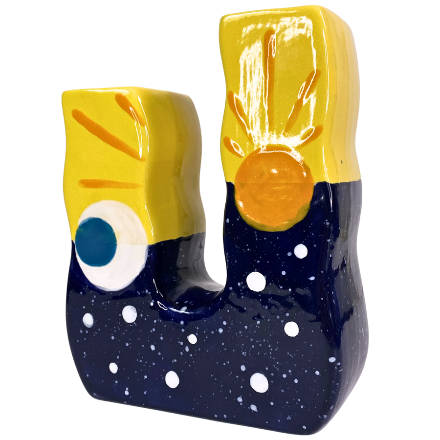 🌙 Double Squiggle Vase